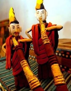 酥油花最早产生于西藏苯教
